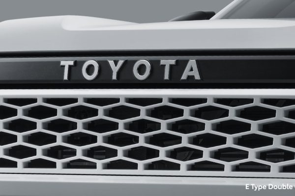 New Hilux S Cab